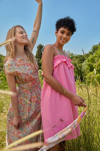 Trendyol Collection Vícebarevné vzorované dvouřadé tkané šaty s límečkem TWOSS22EL00751