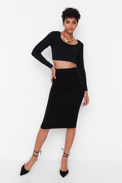Trendyol Collection Schwarzer Midi-Bleistift-Strickrock TWOAW20DU0006