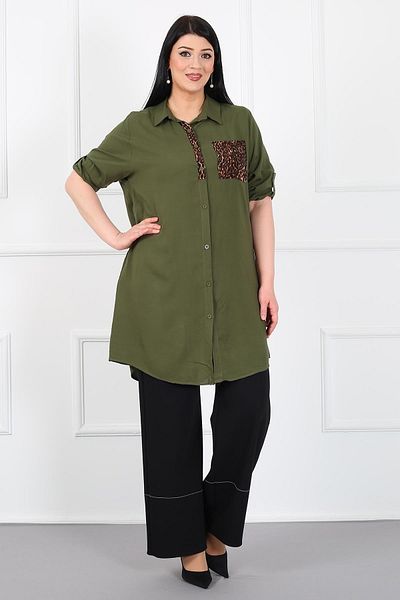 By Alba Collection سترة نسائية كبيرة الحجم من الفسكوز القطني بجيب الفهد الكاكي
