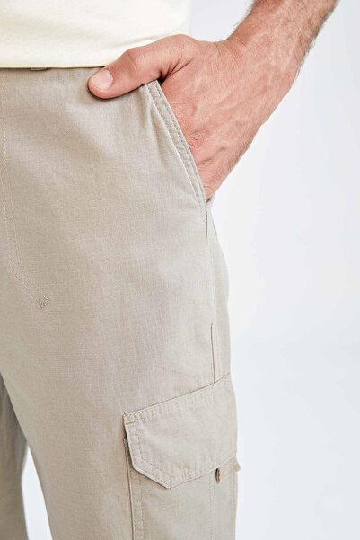 DeFacto Regular Fit Cargo Capri Shorts N6621az22hs