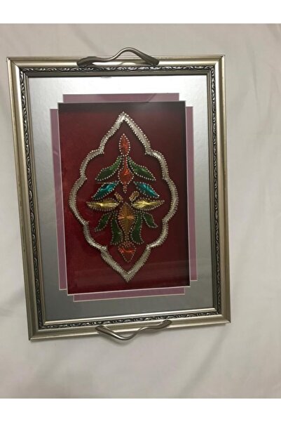 İyisini İstersen Çivi Ile Çelik Renkli Teller Kullanılarak Yapılan Özel Tasar...