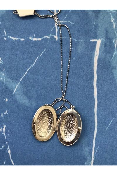 Yeşim Aksesuar Necklace with Photo and Picture Inside, Women's Necklace with Cap