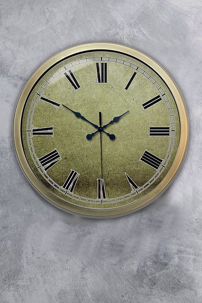 Kasva Concept 40 cm Tumbled Metal Creative Wall Clock