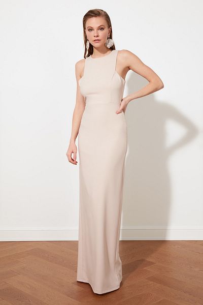 Trendyol Collection Púderszövésű hosszú estélyi ruha TPRSS21AE0012