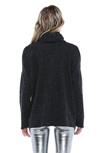 Quincey Women's Anthracite Turtleneck Sweater BD2417