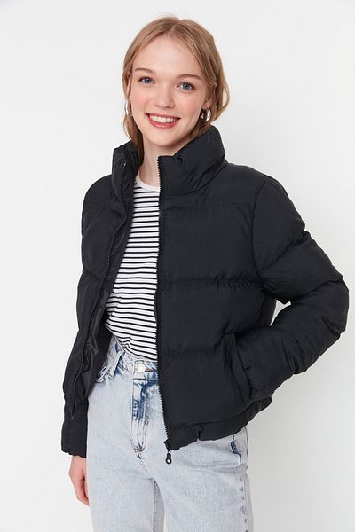 Trendyol Collection Winterjacke - Schwarz - Puffer
