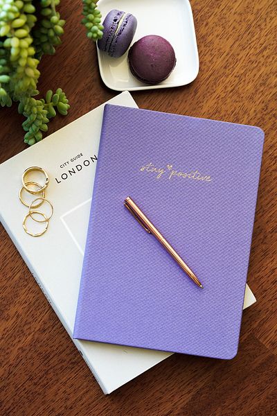 Matt Notebook Caiet cu copertă rigidă 14x20 Liliac cu rigle
