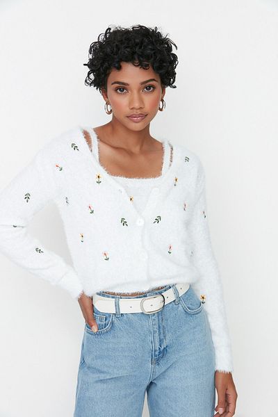 Trendyol Collection Strickjacke - Ecru - Regular Fit