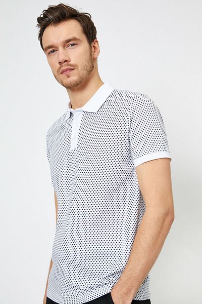 Koton Graues Herren-T-Shirt mit Polokragen und geometrischem Muster in schmaler Passform