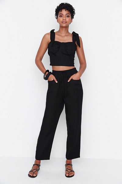 Trendyol Collection Чорні ткані штани з високою талією TWOSS22PL00067