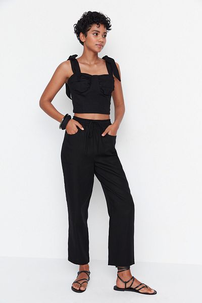 Trendyol Collection Чорні ткані штани з високою талією TWOSS22PL00067