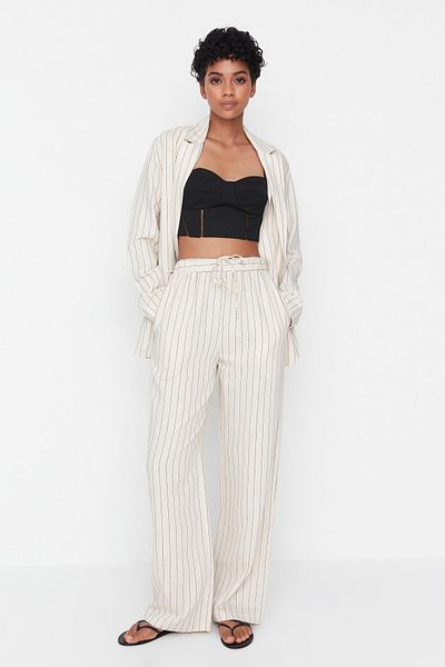 Trendyol Collection Beigefarbene Webhose mit hoher Taille TWOSS22PL00068