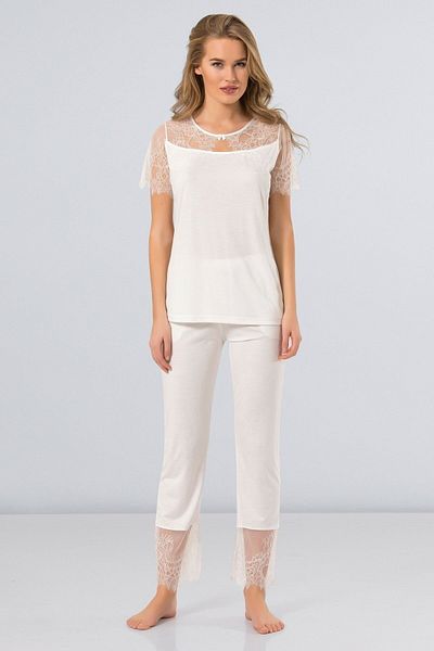TÜREN Women's Pajama Set with Lace Shoulders and Legs