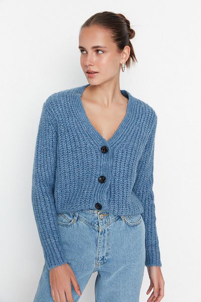 Trendyol Collection Blaue Basic-Strickjacke mit weicher Struktur TWOAW20HI0214