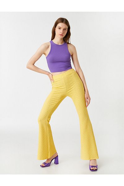 Koton Gemusterte Hose mit ausgestelltem Bein