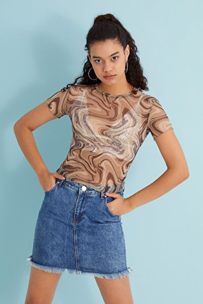 ZUXO Kadın Kahve Krema Desenli Kısa Kol Tül Transparan Bluz