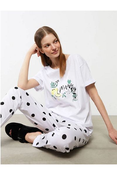 LC Waikiki Lcw Dream Damen-Pyjama-Set aus Baumwolle mit Rundhalsausschnitt und Minnie-Maus-Aufdruck, kurzärmlig