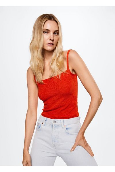 MANGO Woman Kurz geschnittene Strickbluse