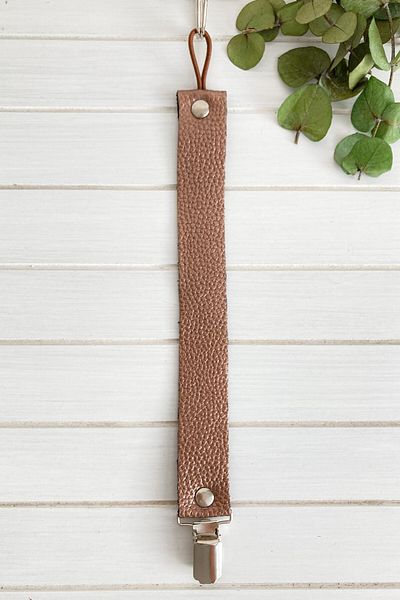 Li Puna Bronze Leather Pacifier Strap - Pacifier Chain with Protected Metal Clip Lpemzk40