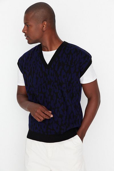 Trendyol Collection Sweater Vest - Black - Oversize