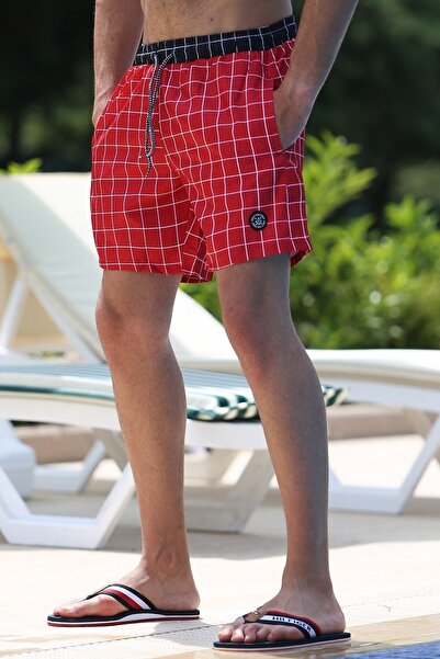 Madmext Καρό ανδρικό σορτς κολύμβησης σε μπορντό χρώμα 4258