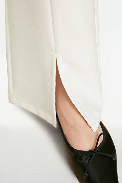 Trendyol Modest Ecru kalhoty s vysokým pasem s detailním rozparkem do kapsy TCTSS22PL0367