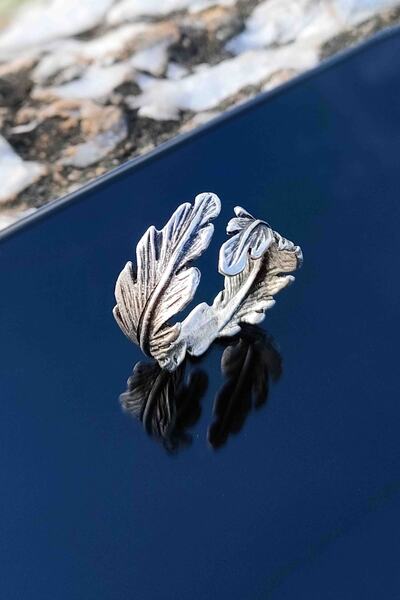 TREND COLLECTİON Sarılan Yaprak Model Gümüş Kaplama Ayarlanabilir Kadın Yüzük