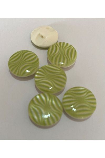 Öztürk Mother of Pearl Covered Baby Button. 1.5cm Pack of 6.