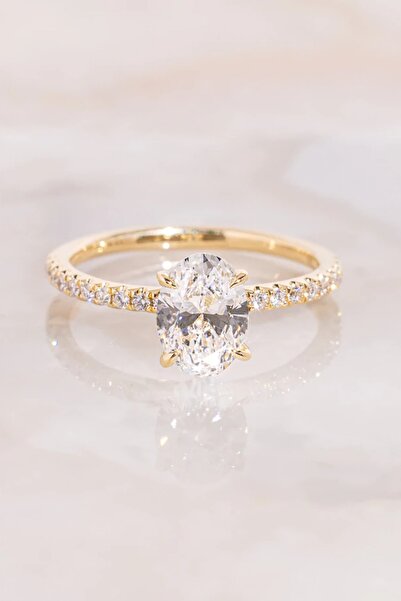 Crystal Diamond Zirconia Işıklı Kutuda, Özel Günler Ve Evlilik Teklifi Için 0.50 Karat Tektaş Yüzük