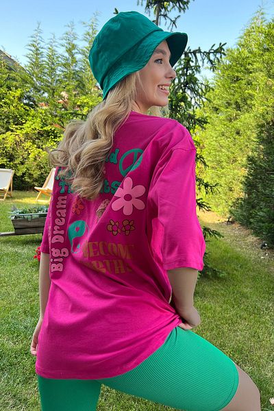 Trend Alaçatı Stili Női fukszia nyakú, elöl és hátul Flock nyomott 100% pamut oversize póló ALC-X7982