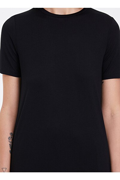 WESTMARK LONDON Women's Black Essentials Crew Neck Loose T-Shirt