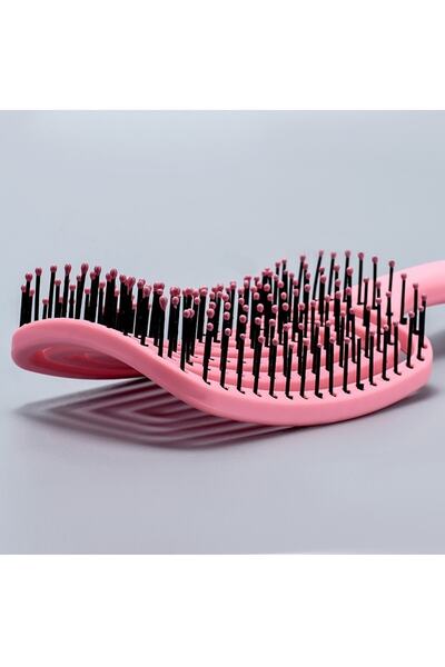 LAND OF MYTH Lom1272 Three-Dimensional Flexible Hair Lightening and Combing Brush, Flexible Pro Brush (pink)