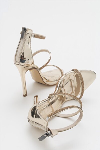 AYAKKABI PRENSİ Alexia Gold Taşlı Üç Bant 10 Cm Kadın Klasik Topuklu Ayakkabı