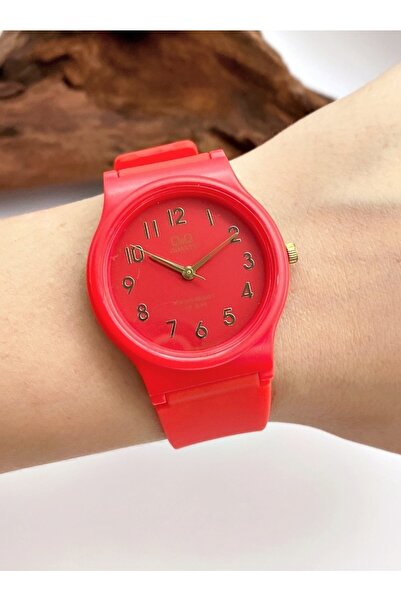 Q&Q Vp46j239ye Waterproof Young Girl Wristwatch