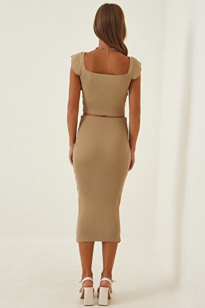 Happiness İstanbul Women's Biscuit Knitted Crop Skirt Set KI00050