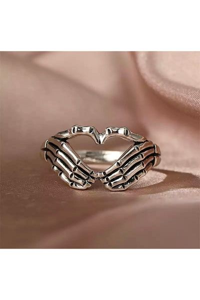 Köstebek Gothic Punk Lover Skeleton Hand Heart Ring
