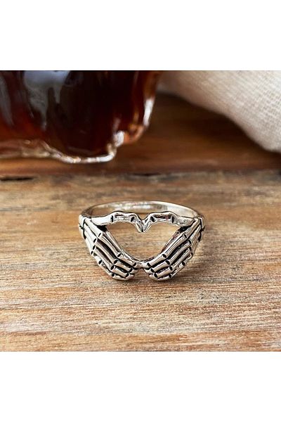 Köstebek Ghost Lover Skeleton Hand Heart Ring
