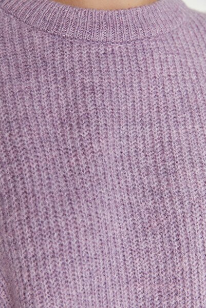 Trendyol Collection Pulover de tricotaje de bază liliac Wide Fit Texture moale TWOAW20FV0142