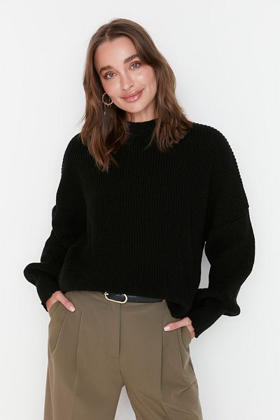 Trendyol Collection Schwarzer Strickpullover mit weiter Passform - TWOAW23KZ01448