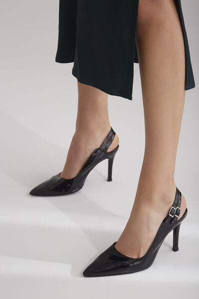 AYAKKABI PRENSİ حذاء نسائي ذو كعب ستيليتو من الجلد الأسود اللامع