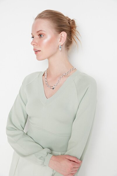 Trendyol Collection Pulover din tricot cu decolteu în V mentă TWOAW23KZ00346