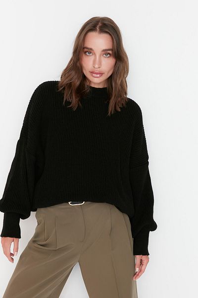 Trendyol Collection Schwarzer Strickpullover mit weiter Passform - TWOAW23KZ01448