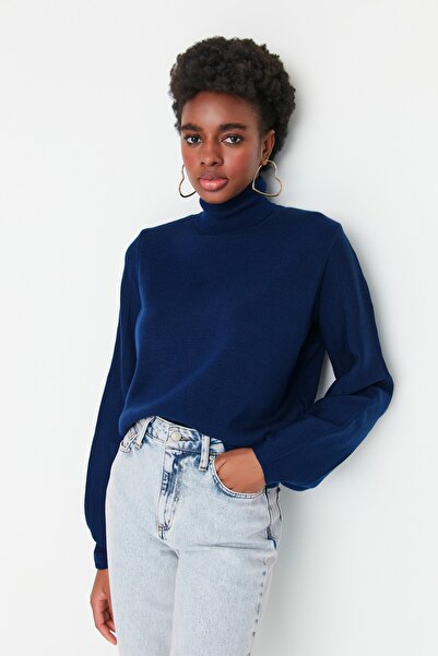 Trendyol Collection Pulover de bază cu gât albastru bleumarin TWOAW21KZ0485
