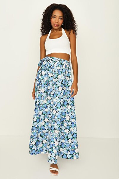 Select Moda Жіноча довга спідниця з поясом і воланами, прикрашена синіми квітами