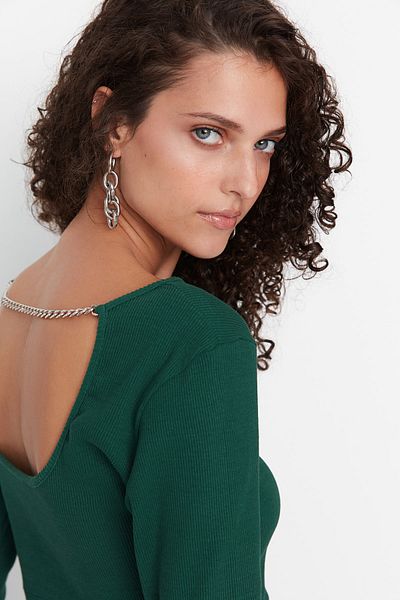 Trendyol Collection Emerald Green Backless Chain Crop Ribbed Knitted Blouse TWOAW23BZ00114