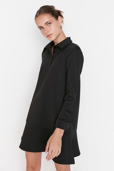 Trendyol Collection Černé pletené šaty Shift Scuba