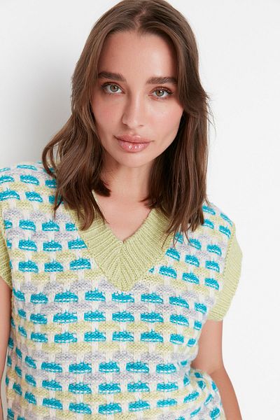 Trendyol Collection Strickweste - Grün - Regular Fit