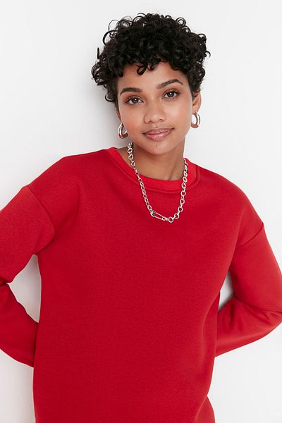 Trendyol Modest Red Crew Neck Fuzzy Knitted Sweatshirt TCTAW23TW00012