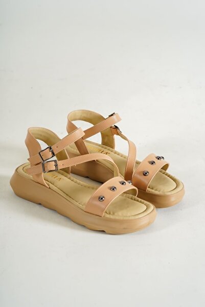 PASSAGE SHOES 6184 Women's Leather Metal Button Detailed Sandals