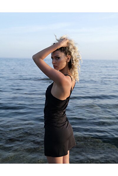 Teselya Dress